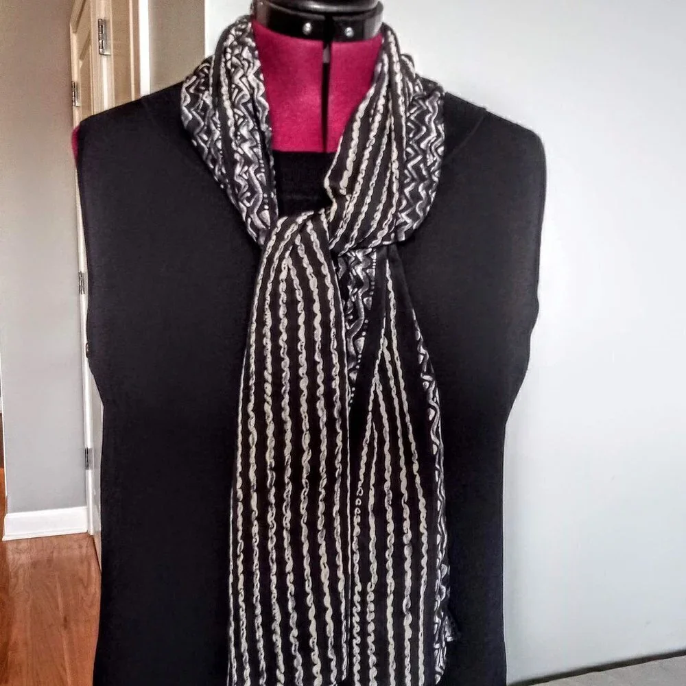 Vintage Casca Silk Print Oblong Scarf
